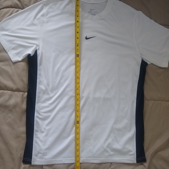 Nike dri fit T shirt - Picture 1 of 3